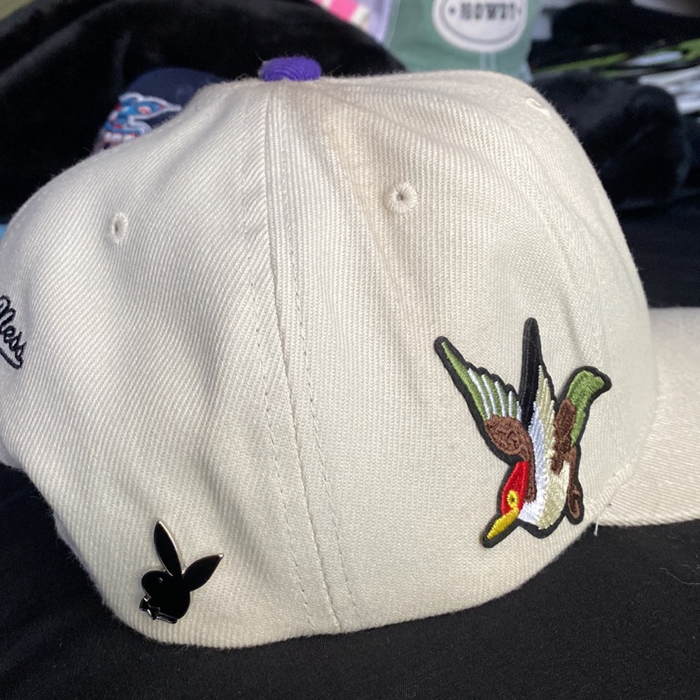 Fitted hats - Picture 5 of 10